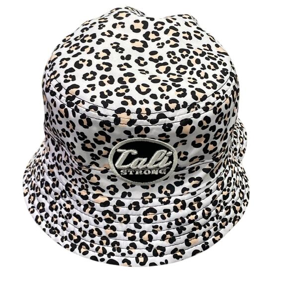 CALI STRONG Reversible Bucket Hat Leopard Print NEW - Picture 6 of 7
